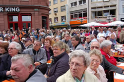 Gäste bei der Schlussfeier